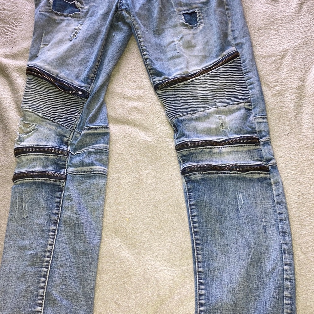 Ripped Jeans for men